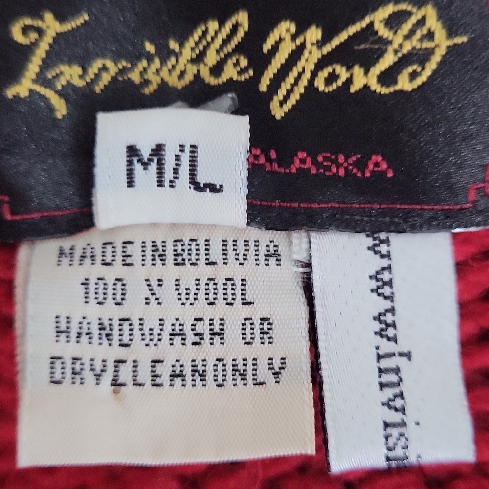 Invisible World 100% Wool Hand Knit Cardigan - Made in Bolivia - Picture 12 of 15